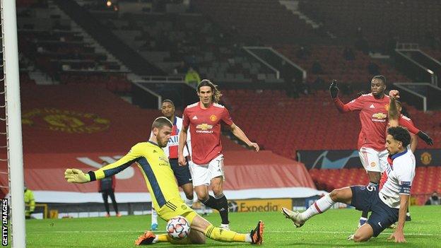 Marquinhos pokes PSG ahead against Manchester United in the Champions League