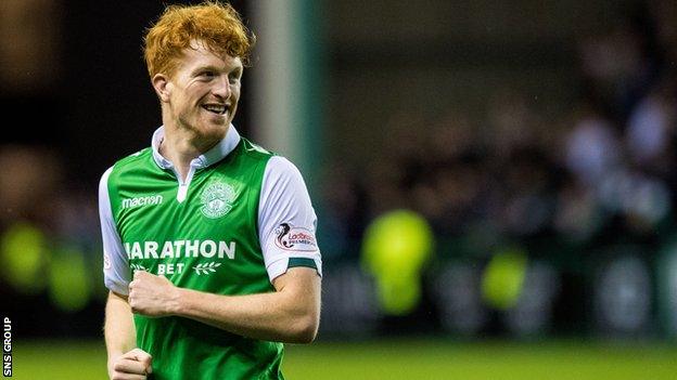 Hibs striker Simon Murray