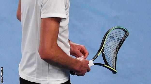 Alexander Zverev smashed a racquet during his loss