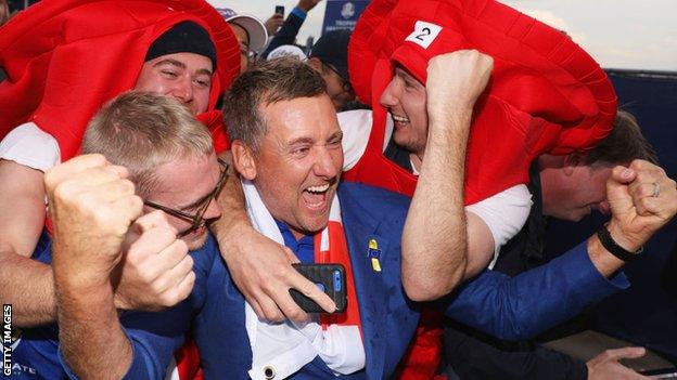 Ian Poulter with European fans at Le Golf National