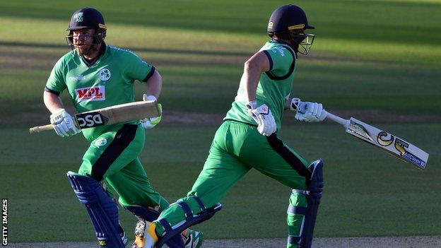 Paul Stirling and Andrew Balbirnie clock up another run in their record-breaking stand against England