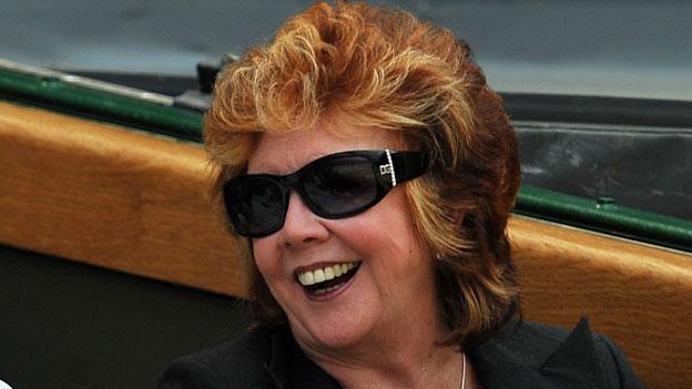 Cilla Black to be buried in Liverpool - BBC News
