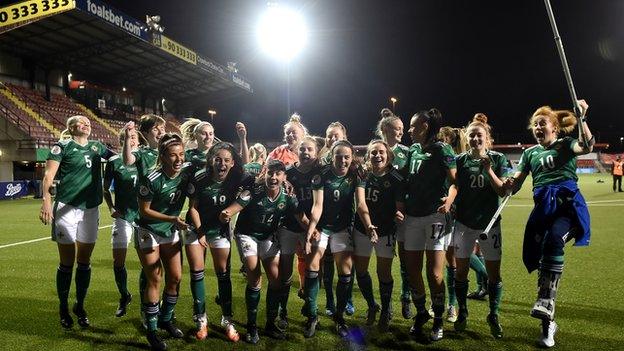 Northern Ireland celebrate qualifying for Euro 2022