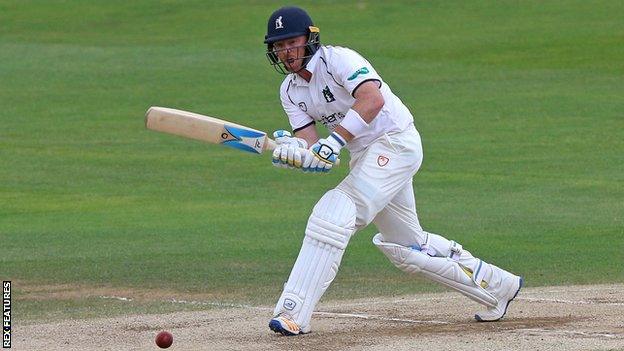 Warwickshire batsman Ian Bell