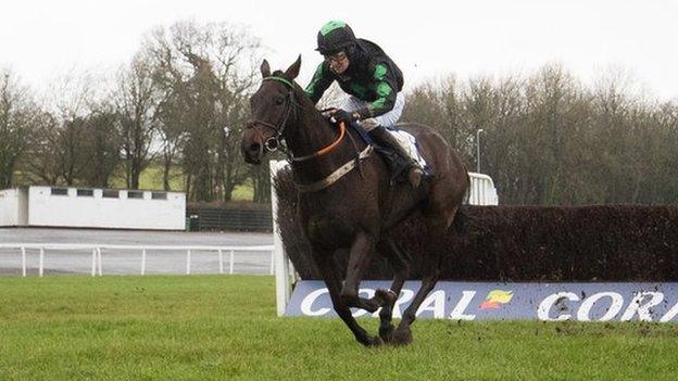 Iwilldoit wins the Welsh Grand National