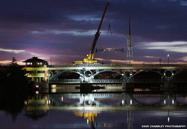 Tees Barrage maintenance