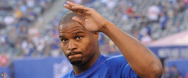 Former NFL star Osi Umenyiora