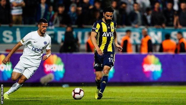 Hasan Ali Kaldirim in action for Fenerbahce