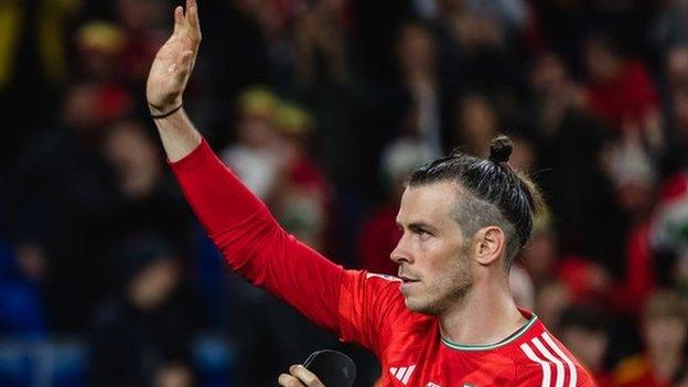 Capten Cymru Gareth Bale