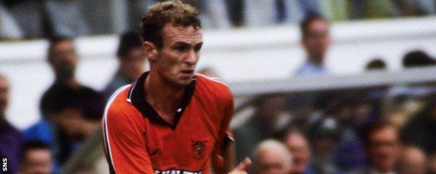 Michael O'Neill in action for Dundee United