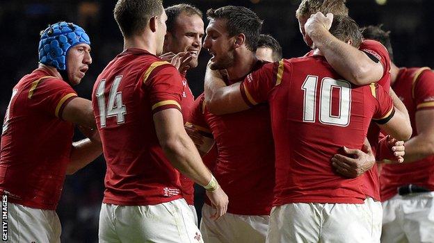 Wales celebrate beating England at the 2015 World Cup