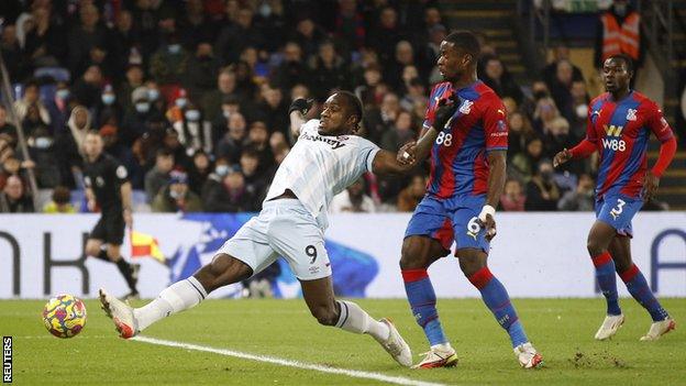 Michail Antonio