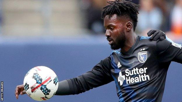 Simon Dawkins in action for San Jose Earthquakes