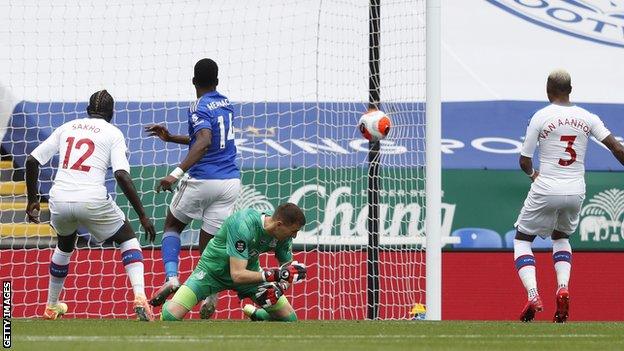 Kelechi Iheanacho scores for Leicester against Crystal Palace