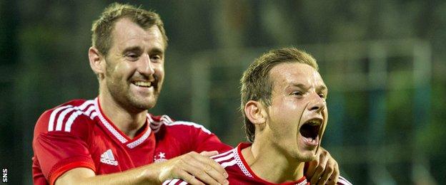 Aberdeen players Niall McGinn and Peter Pawlett celebrating