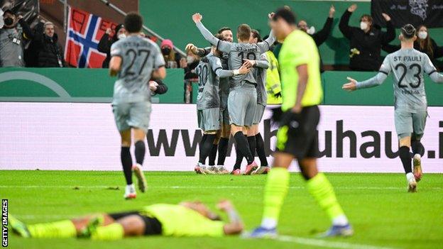 St Pauli celebrate scoring against Borussia Dortmund