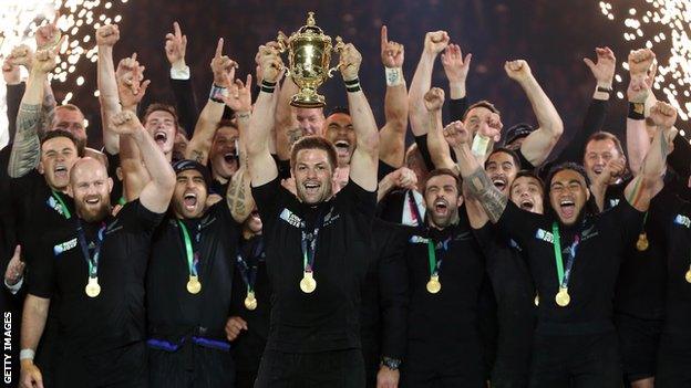 Richie McCaw and New Zealand's 2015 World Cup winning squad