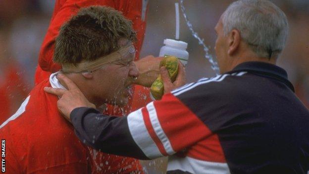 Dai Young receives treatment during the 1987 Rugby World Cup