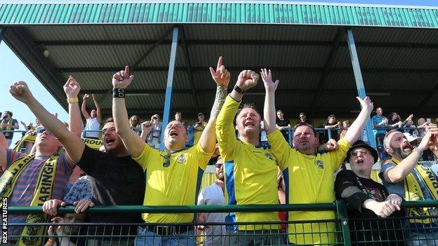 Haringey Borough fans