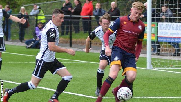 Bala Town v Cardiff Met