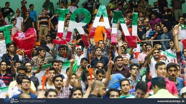 Iranian volleyball fans at Azadi Sports Complex (file photo)