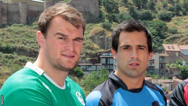 Rhys Ruddock and Uruguay captain Santiago Vilaseca