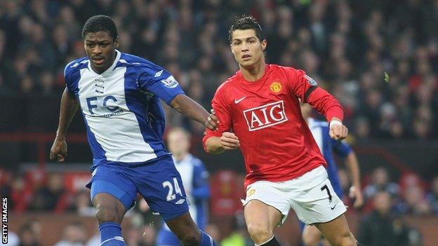 Jaidi battles for the ball with Cristiano Ronaldo in 2008