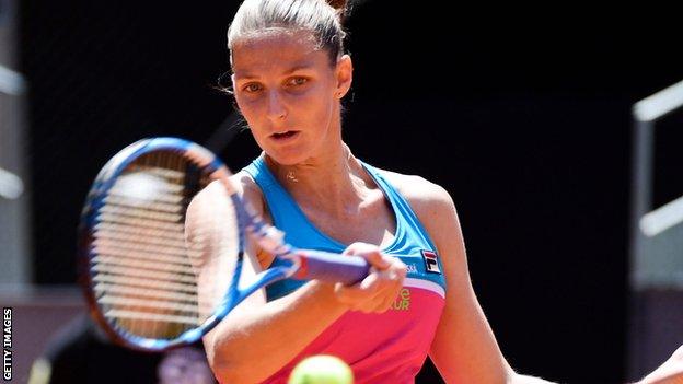 Karolina Pliskova beats Simona Halep