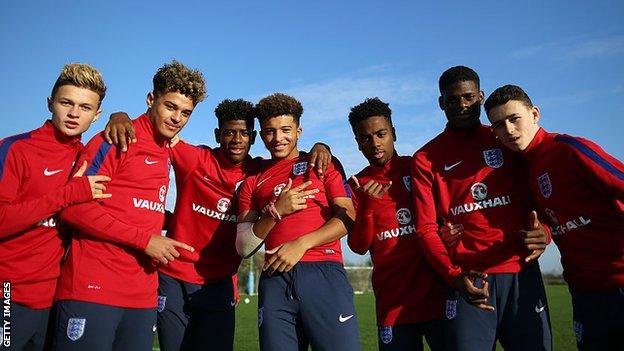 Jadon Sancho and his England U17 team-mates