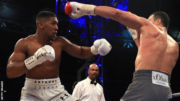 Anthony Joshua (left) and Wladimir Klitschko