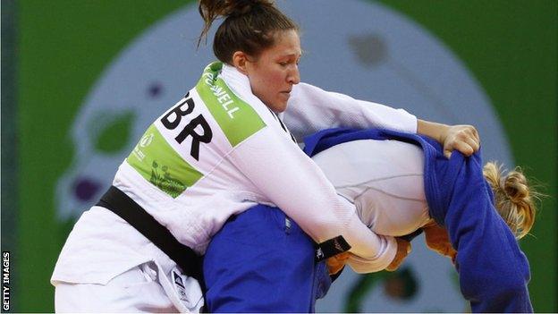 Natalie Powell in action at the European Championships