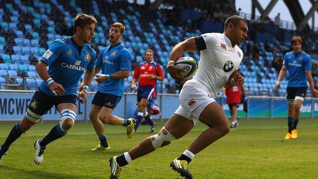 Joe Marchant scores a try for England against Italy