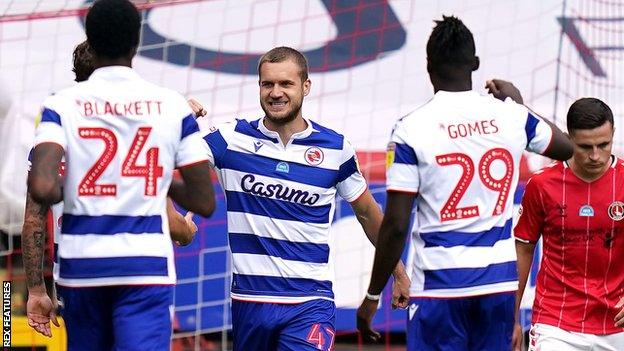 George Puscas scores for Reading