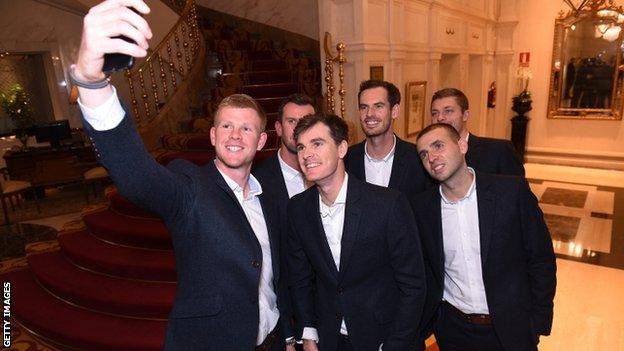Great Britain's Davis Cup team pose for a selfie