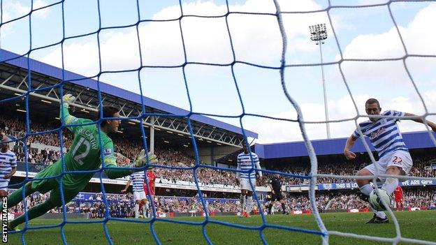 Richard Dunne scores an own goal