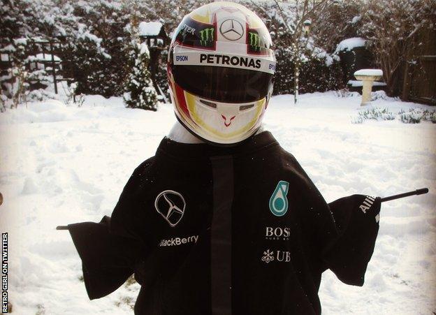 Lewis Hamilton snowman