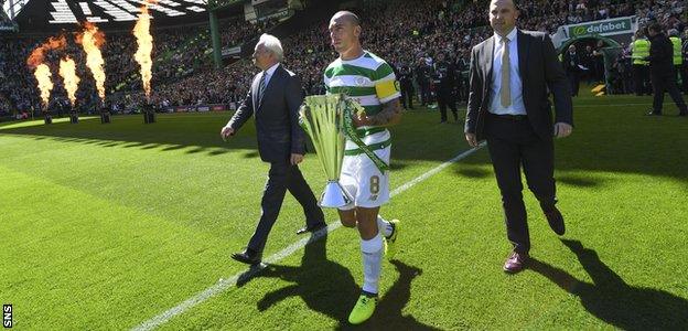 Scott Brown with the Scottish Premiership trophy