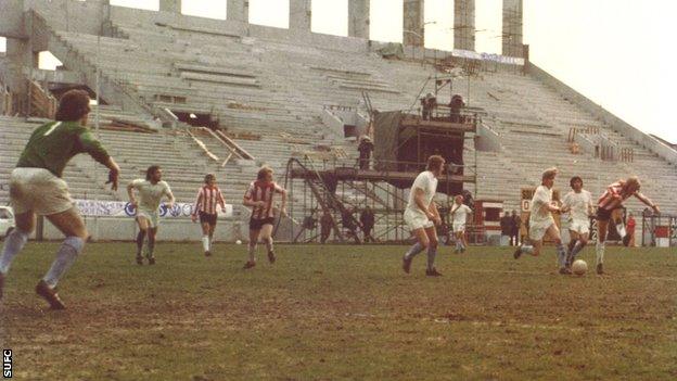 John Motson at Bramall Lane