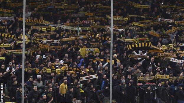 AEK Athens fans