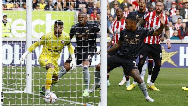 Arsenal take the lead against Brentford in the Premier League through William Saliba's header