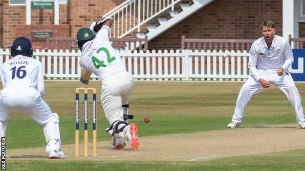 Matt Critchley bowling against Leicestershire