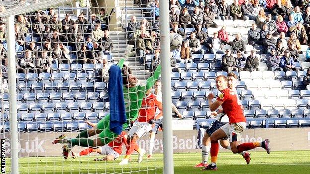 Emil Riis scores his first goal