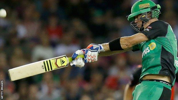 Kevin Pietersen hits out against Perth Scorchers