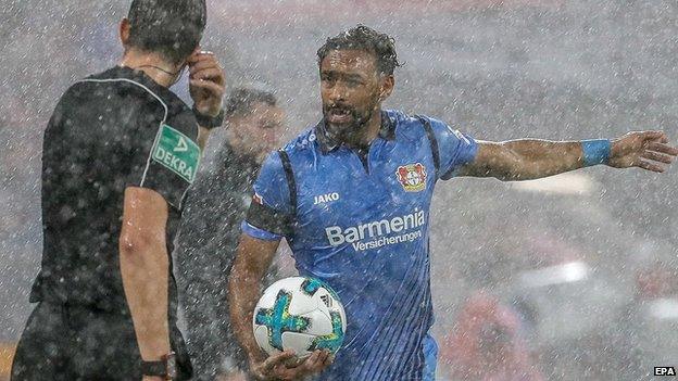 Bayern Munich match delayed by heavy rain