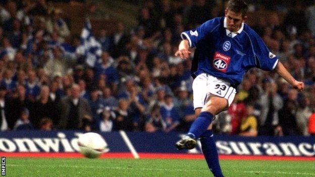 Darren Carter made his name as an 18-year-old at the Millennium Stadium in May 2002 when he scored the winning penalty in the shootout which fired his boyhood heroes Birmingham City to the Premier League for the first time