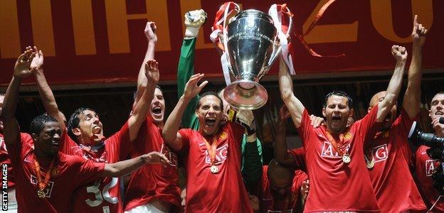 Manchester United life 2008 Champions League trophy