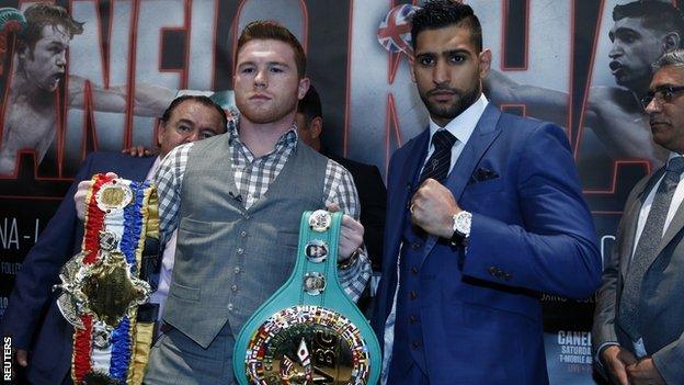 Saul "Canelo" Alvarez and Amir Khan pose during the press conference