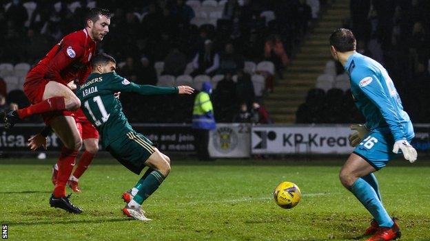 St Mirren held out for a point in a game they didn't want to play