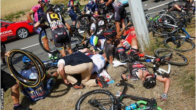 Tour de France crash, 6 July