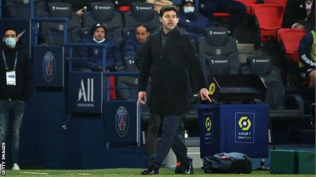 Paris St-Germain boss Mauricio Pochettino gives instructions from the touchline during a Ligue 1 game